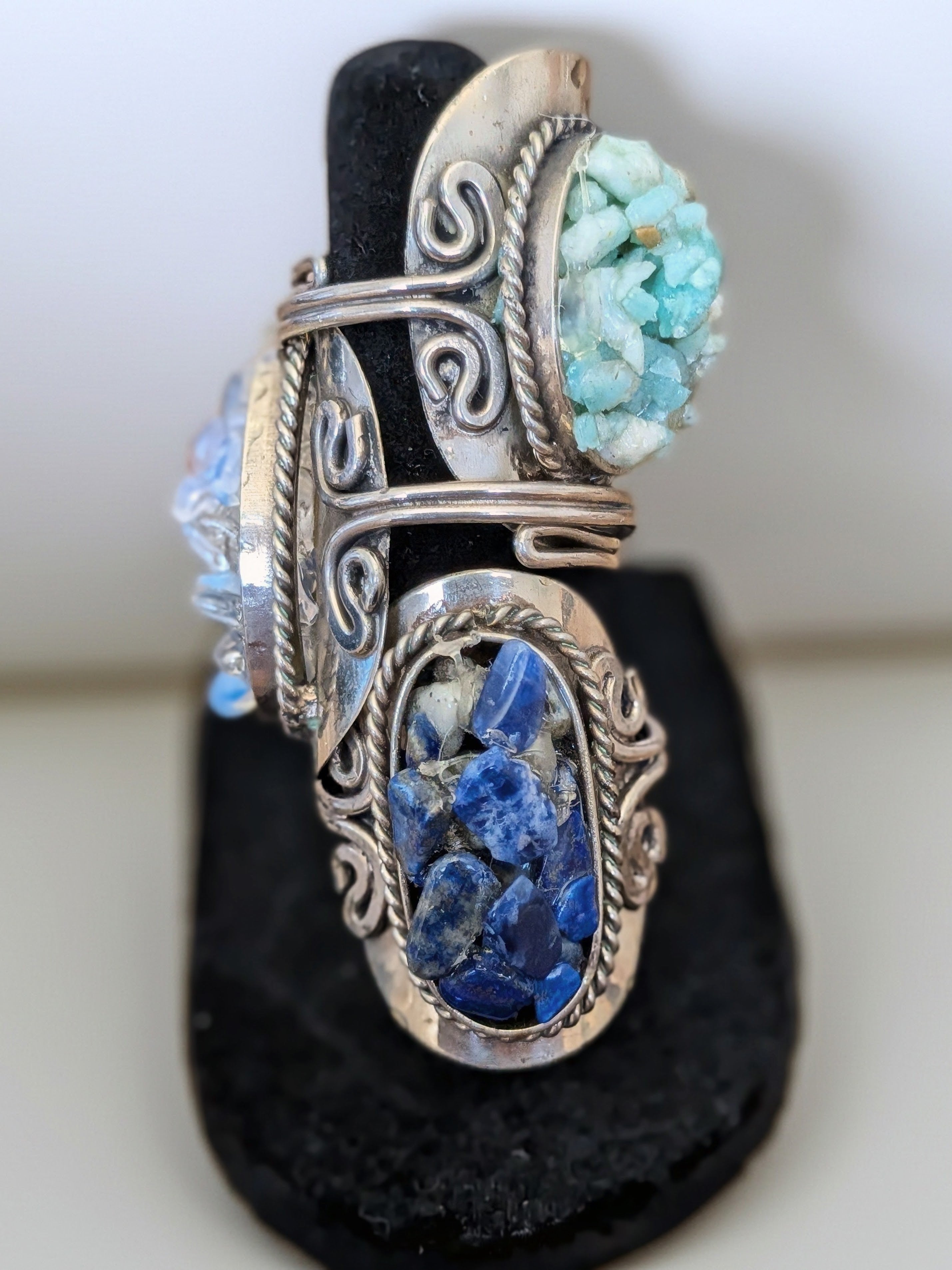 Large Chip Stone Cluster Adjustable Ring