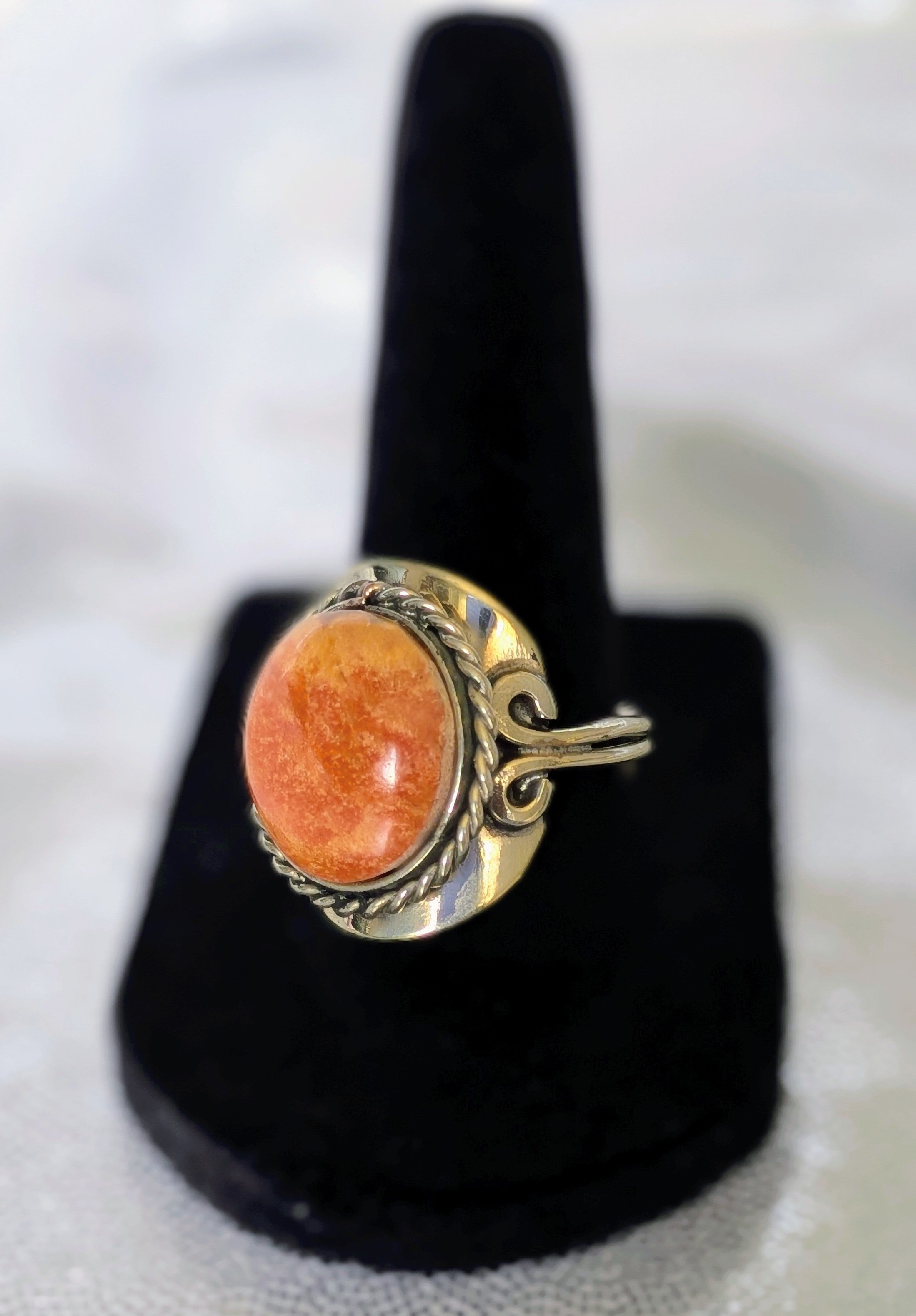 Round Stone Adjustable Metal Ring
