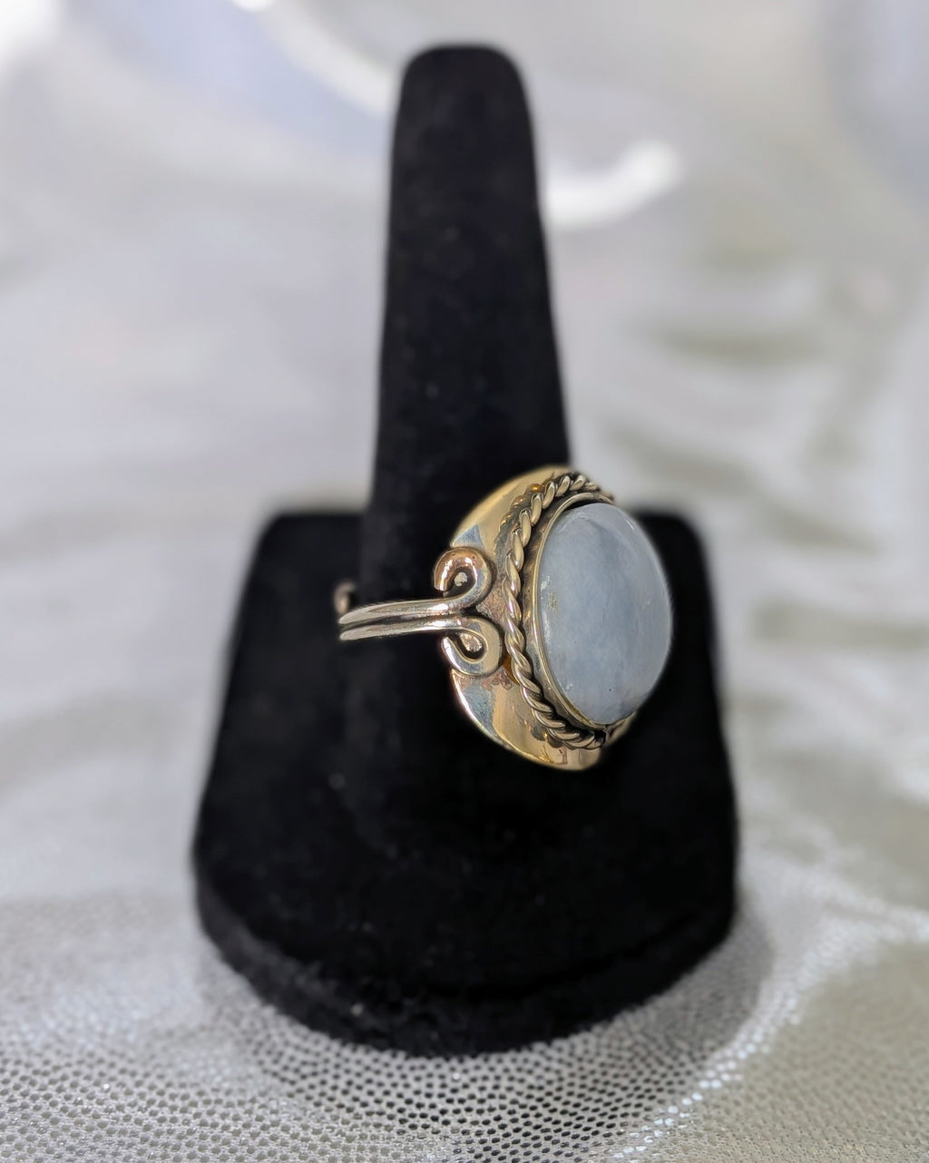Round Stone Adjustable Metal Ring