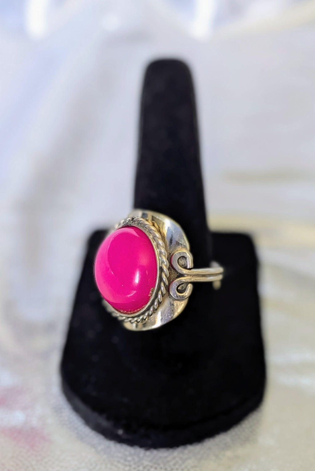 Round Stone Adjustable Metal Ring
